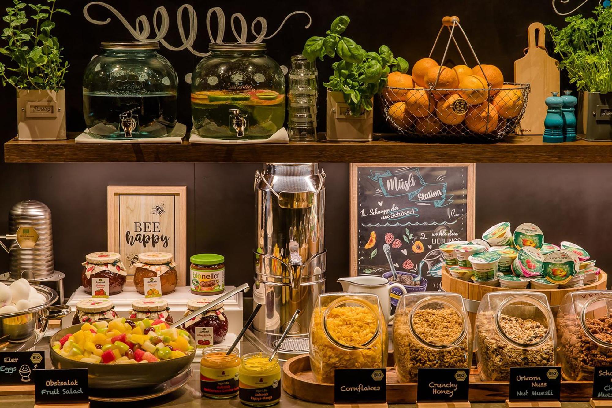 Motel One Stuttgart-Bad Cannstatt المظهر الخارجي الصورة